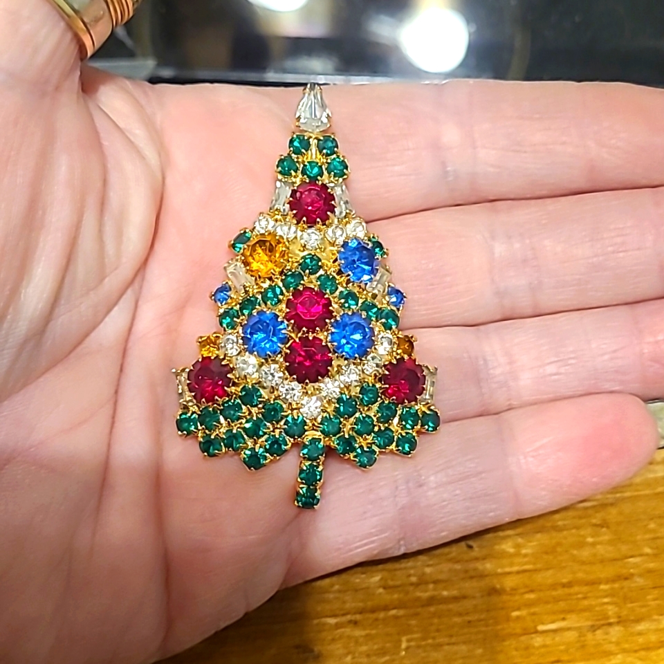 Stunning Vintage Eisenberg Ice Christmas Tree Brooch